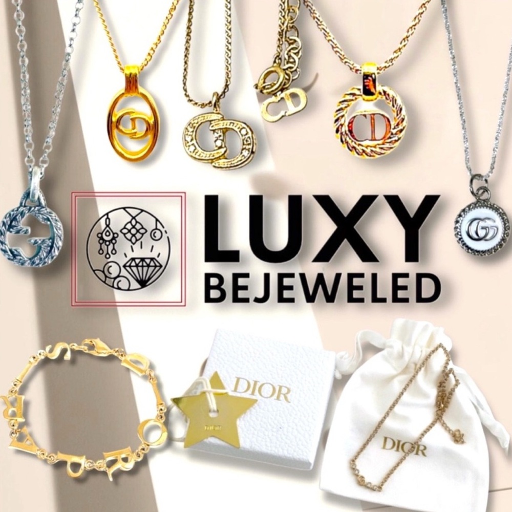 Necklace designer
